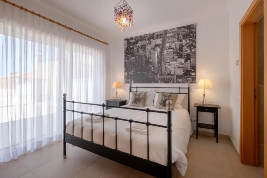 Magnifica Moradia V4