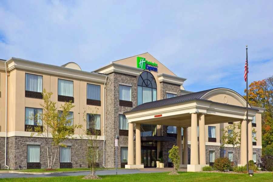 Holiday Inn Express Hotel & Suites Chester by IHG