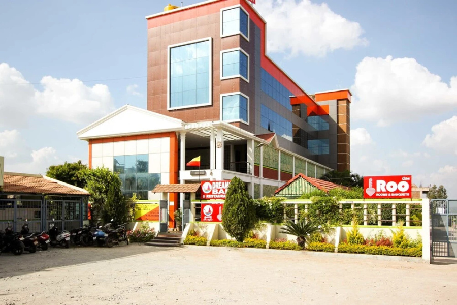 OYO 7096 Elite INN