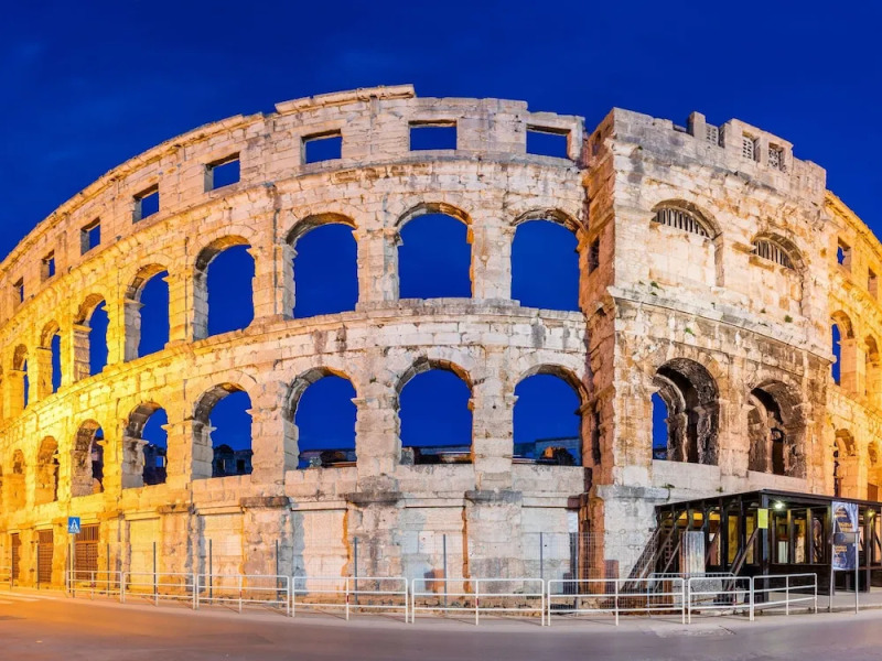 Simplistic Marijas Apartment in Fažana near Sea Beach