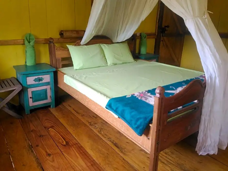 4 Pohon - Les 4 Arbres