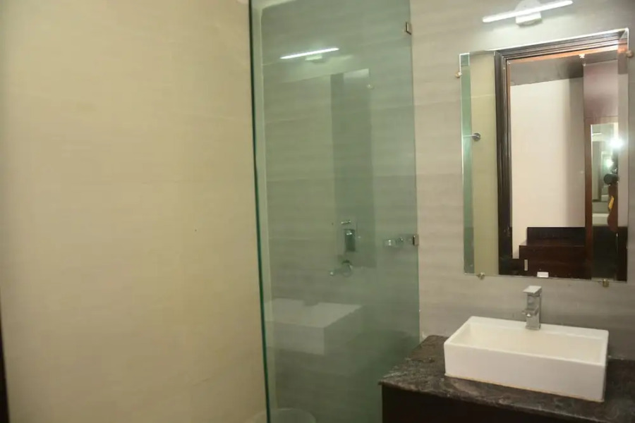 Sai Mukut Service Apartment