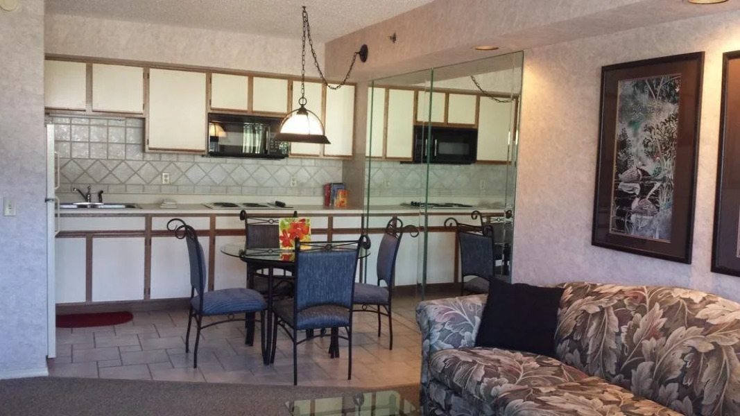 Roark Vacation Resort