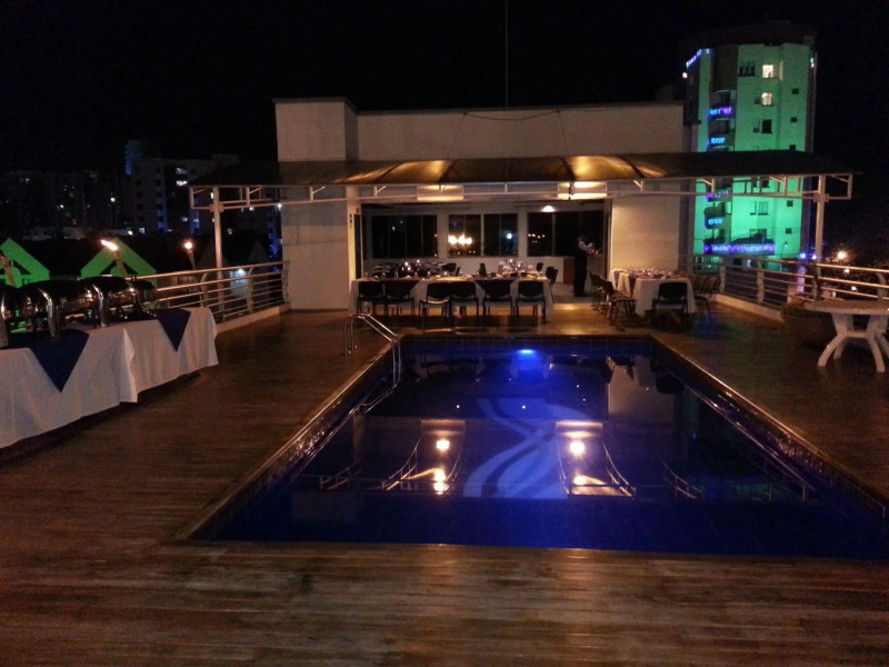 Top Deck Hotel