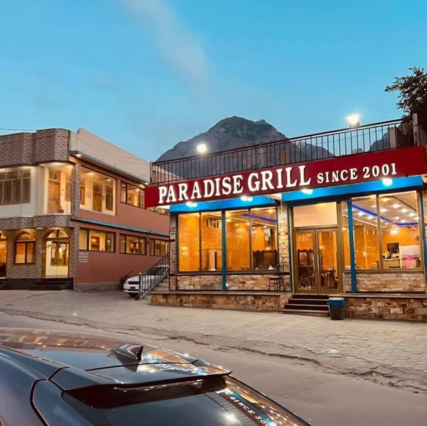 Paradise Hotel And Restaurant