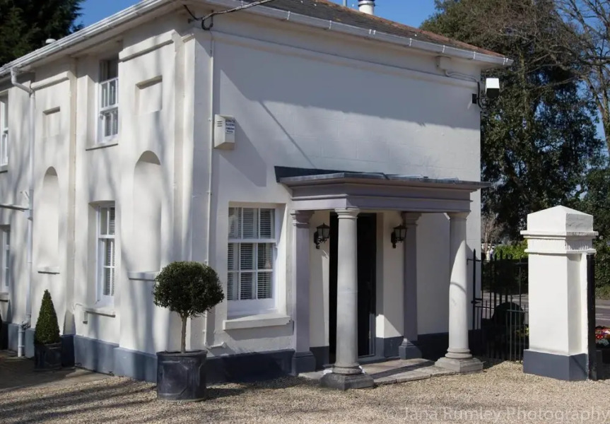 Lord Bute Hotel & Restaurant