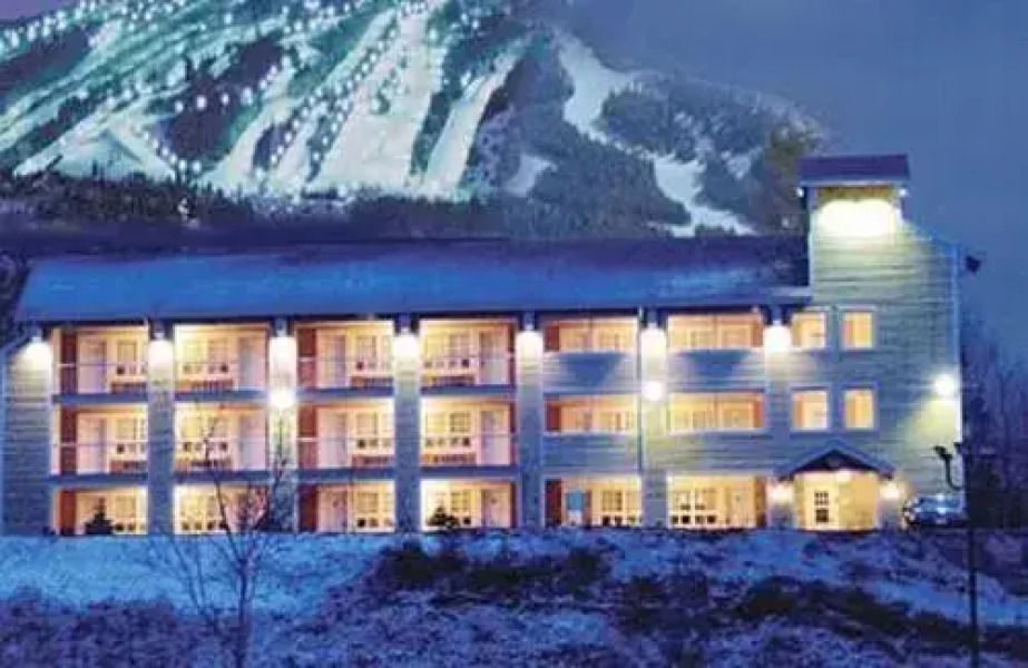 Hotel & Suites Les Laurentides Saint Sauveur