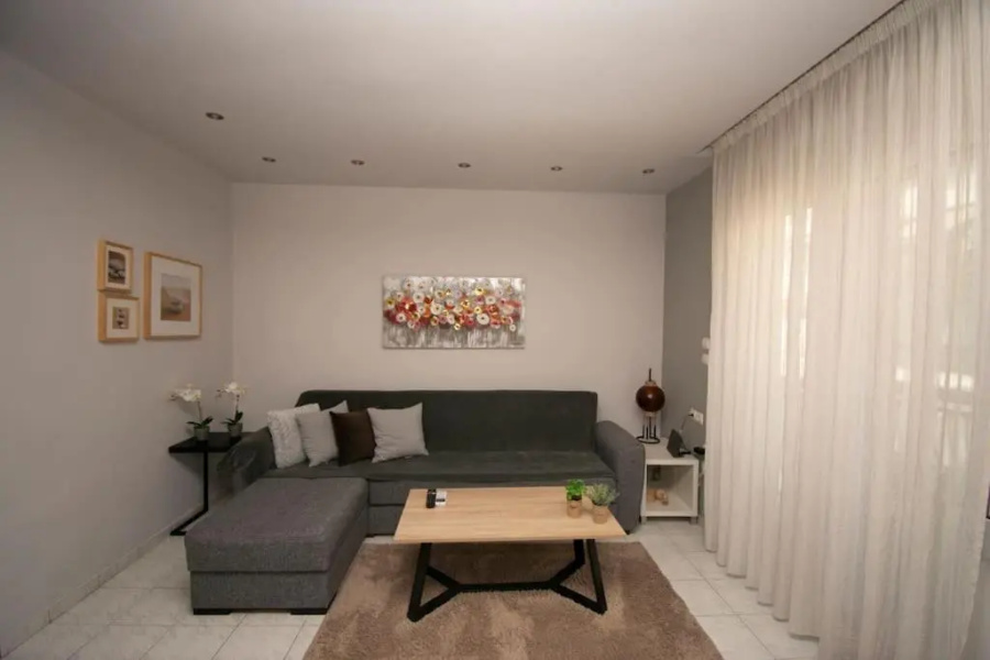 Anadora 1. City center modern stylish appartment.