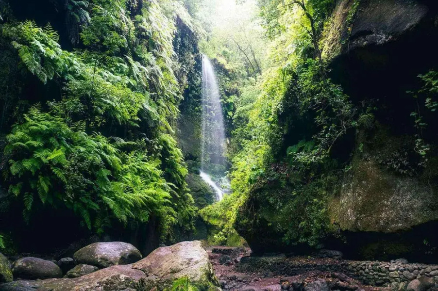 2 Bed Island Retreat-sleeps 4-5 Min Walk To Beach