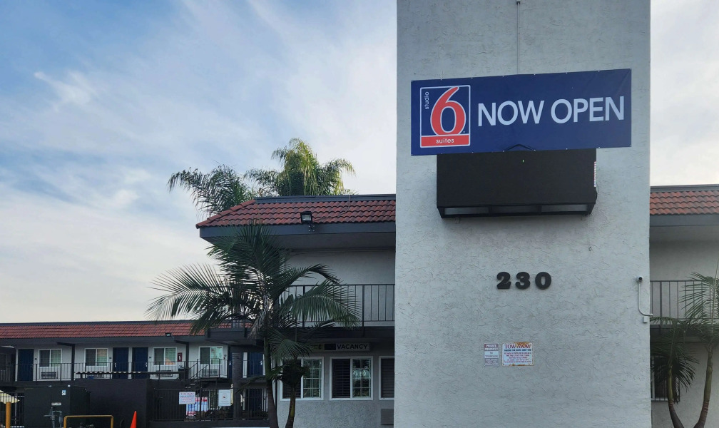 Studio 6 Suites San Ysidro, CA -San Diego South Bay