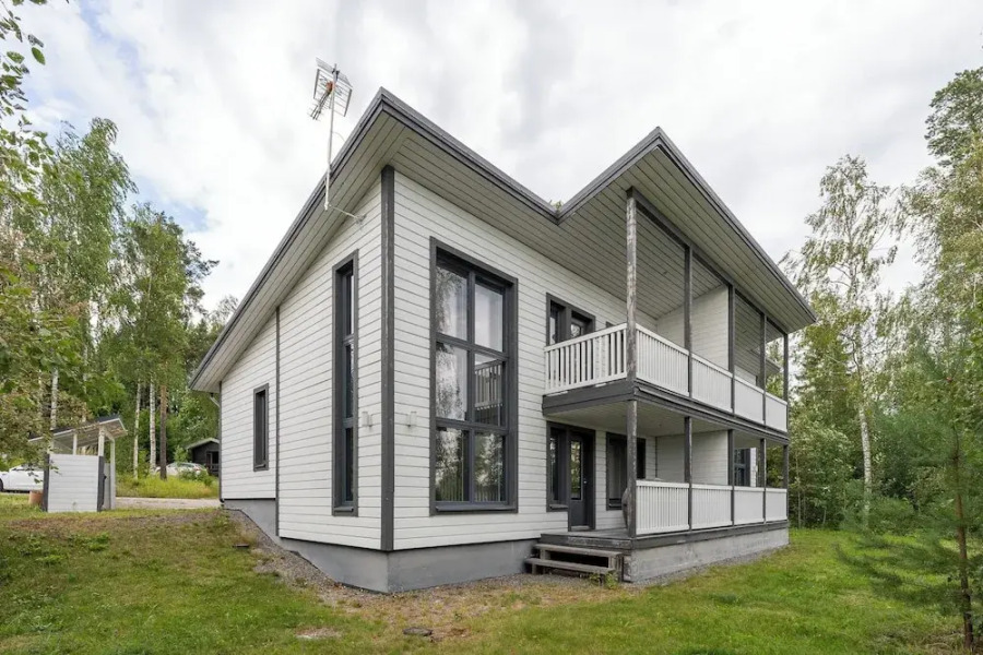 Peaceful 2BR Getaway Cabin at Riihivuori