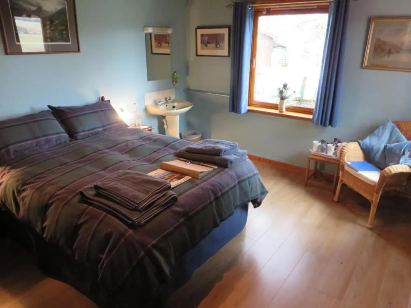 Invercassley Cottage B & B Suite