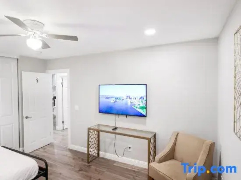 Xlnc Home Gillespie Drive by sdstay