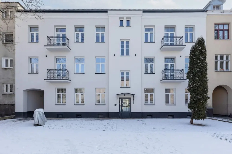 Warsaw Pruszków Apartment by Renters