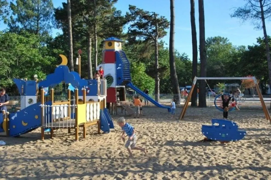 Mobil Home au charme rétro unique