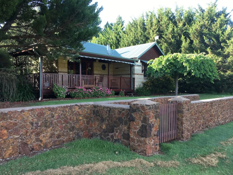 Clover Cottage Country Retreat