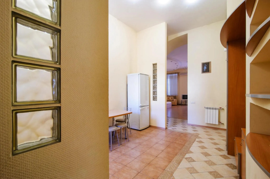 Апартаменты на улице Володарского 17