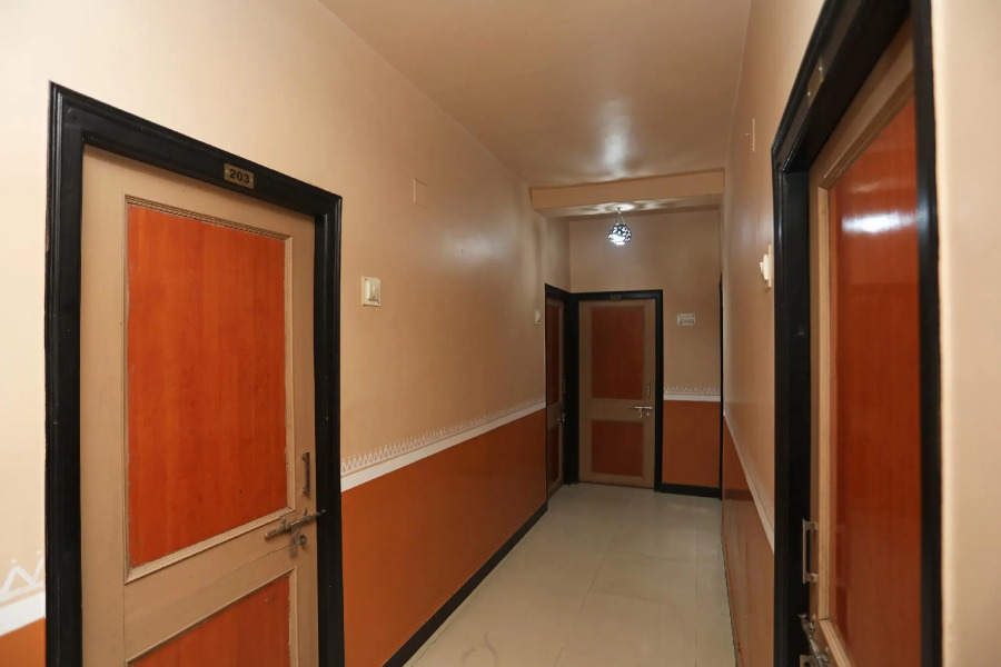 OYO 30449 Green Chilli