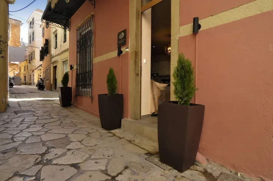 Venetian Suites Metropolis by Konnect, Old Corfu Town