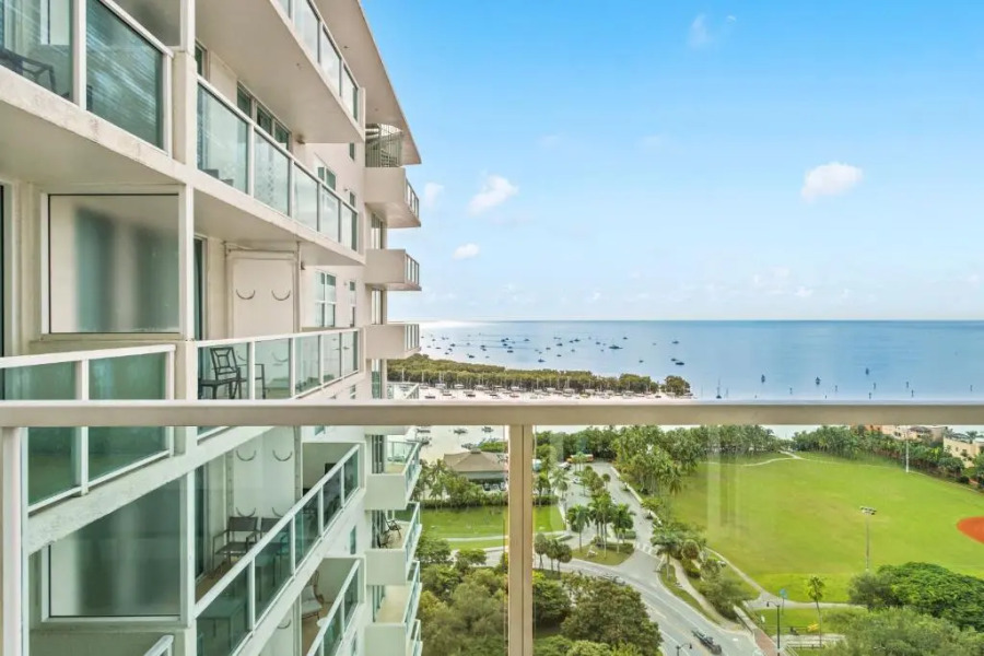 Mutiny Park by SoFLA Vacations