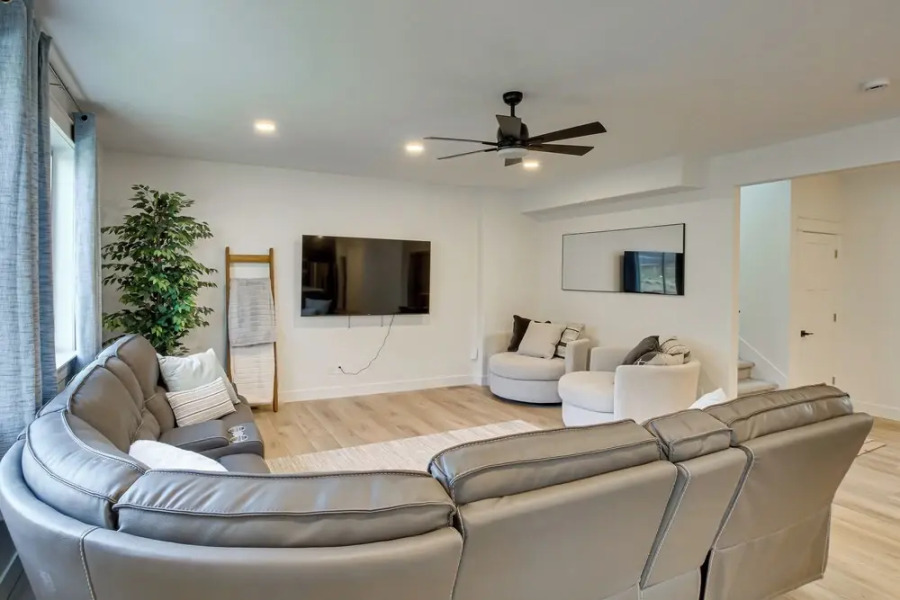 Garden City Vacation Rental: Walk to Bear Lake