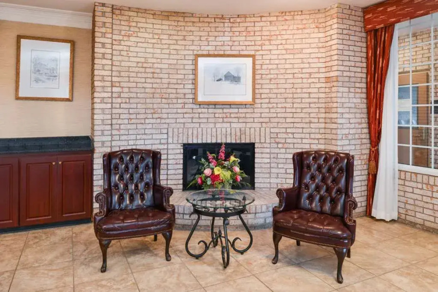 Days Inn By Wyndham Whitmore Lake