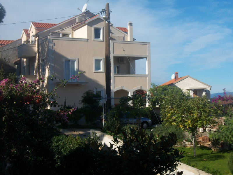 Apartment Annie - sea view : A2 Postira, Island Brac
