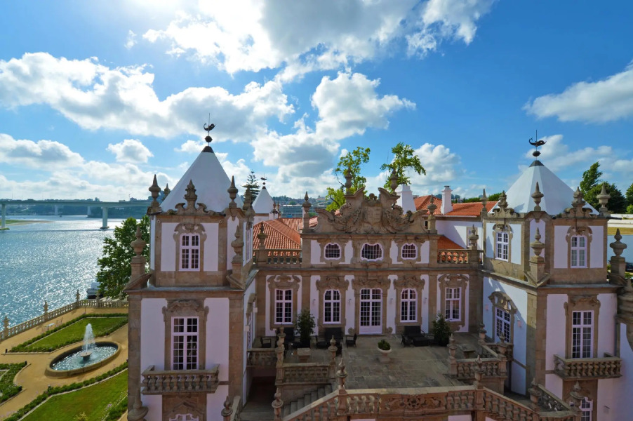 Pestana Palacio do Freixo, Pousada & National Monument - The Leading Hotels of the World