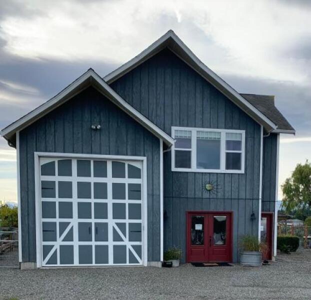 Dungeness Barn House Bed & Breakfast