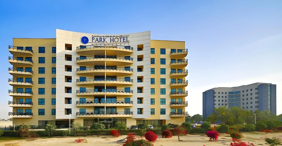 Отель Park Apartments Dubai, an Edge by Rotana