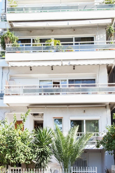 Fabulous Apartment Across Flisvos