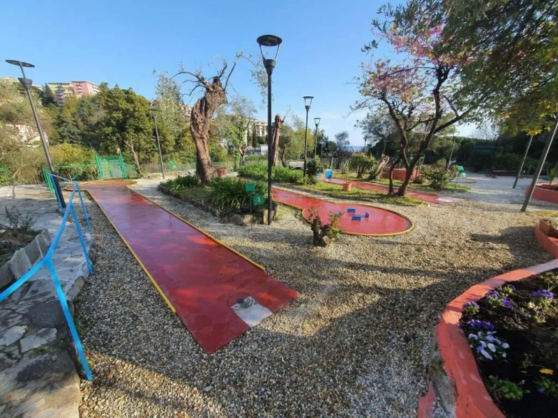 RAGGIO DI SOLE - pool, tennis, parking, sea view & quiet