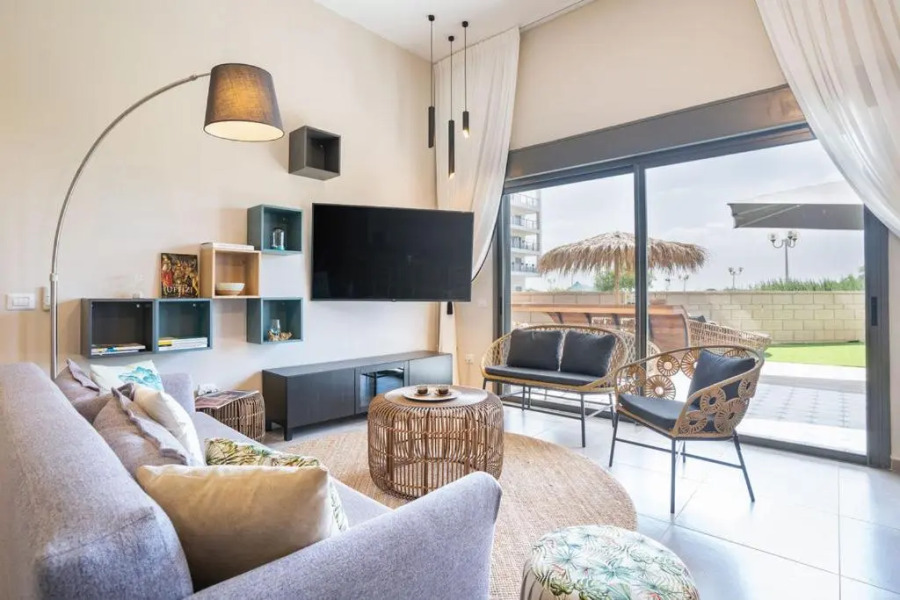 Deluxe AchzivBeach Apartment in Nahariya