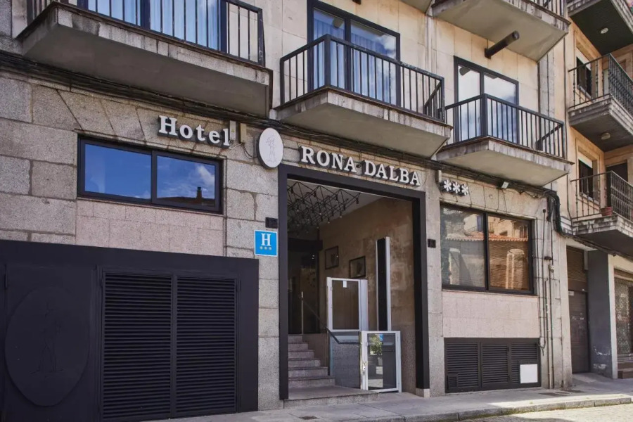 Hotel Silken Rona Dalba