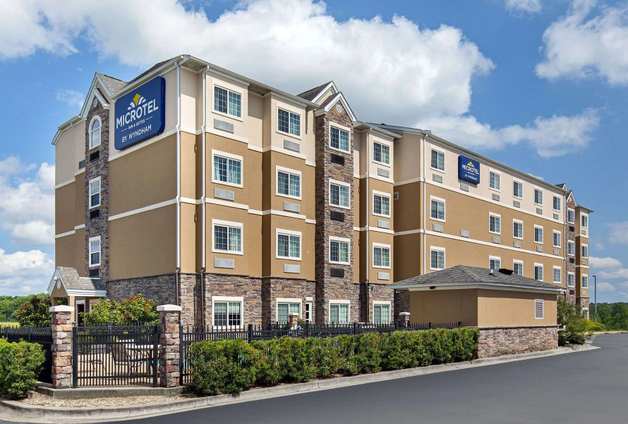 Microtel Inn & Suites by Wyndham Opelika