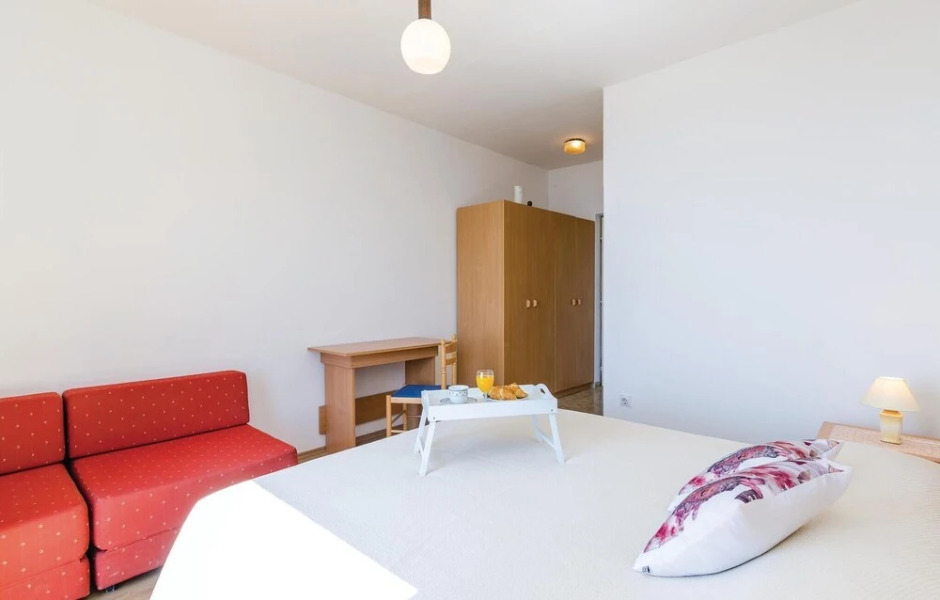 Beautiful Home in Plat With Wifi and 3 Bedrooms