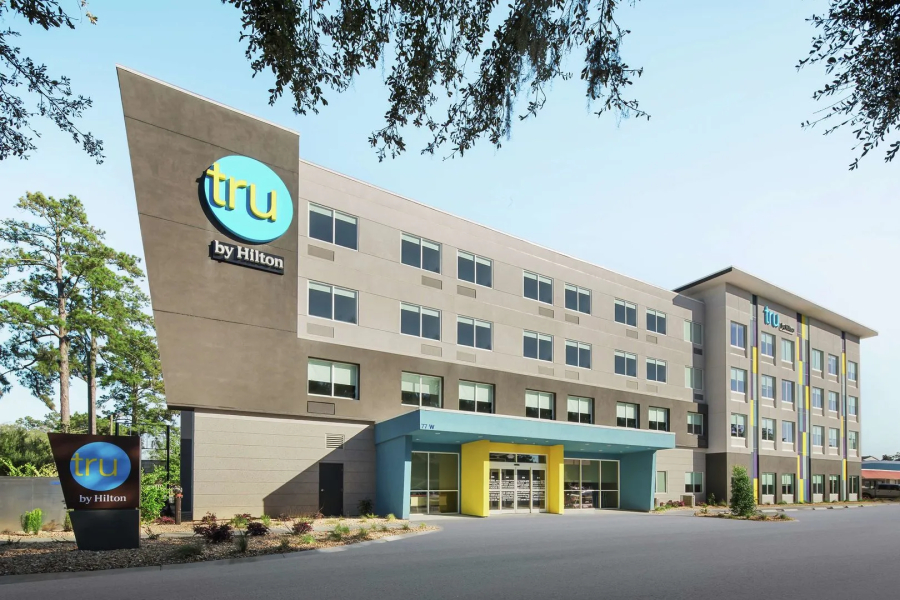 Tru by Hilton Savannah Midtown