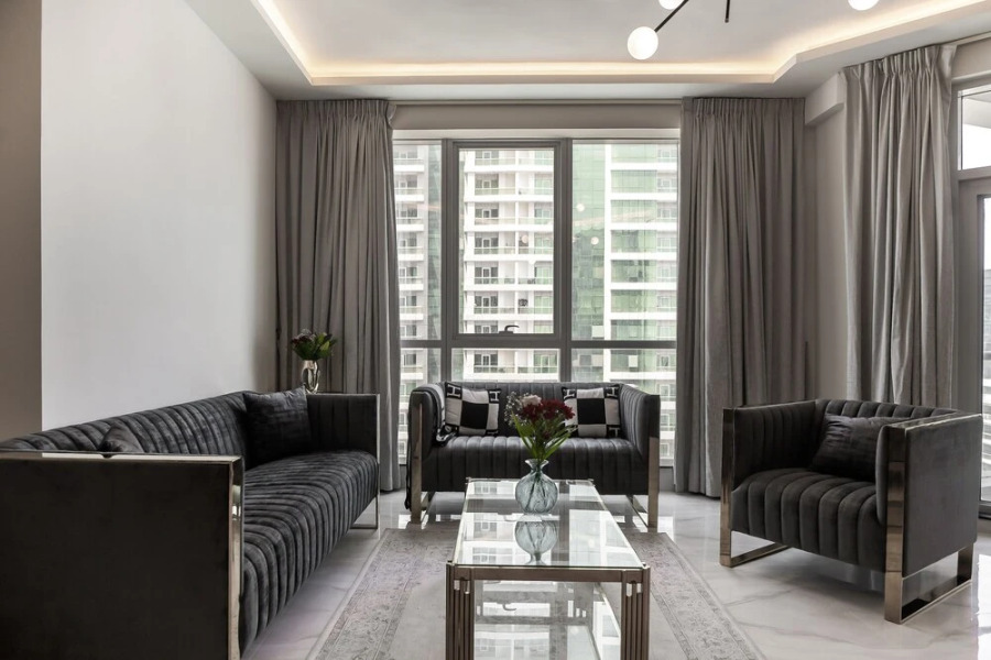 HiGuests - The Marina Torch