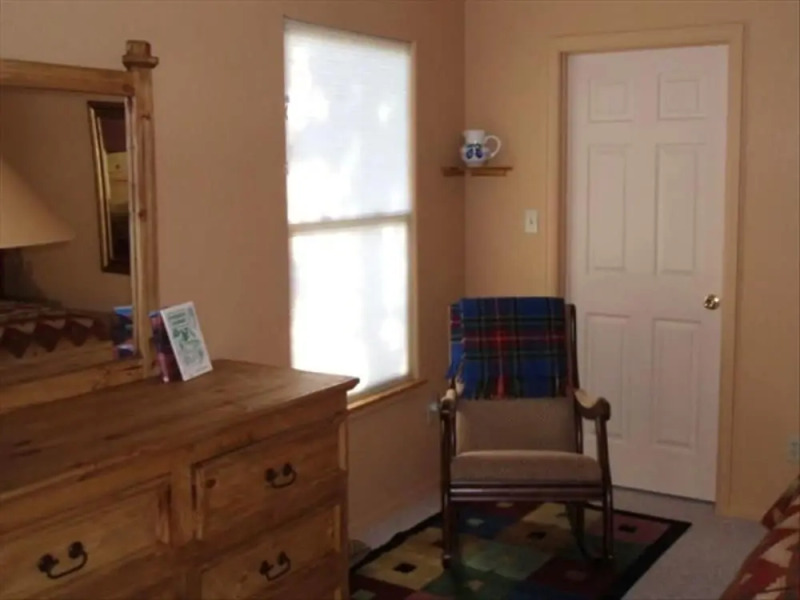 Wilderness Cabin on the Canyon