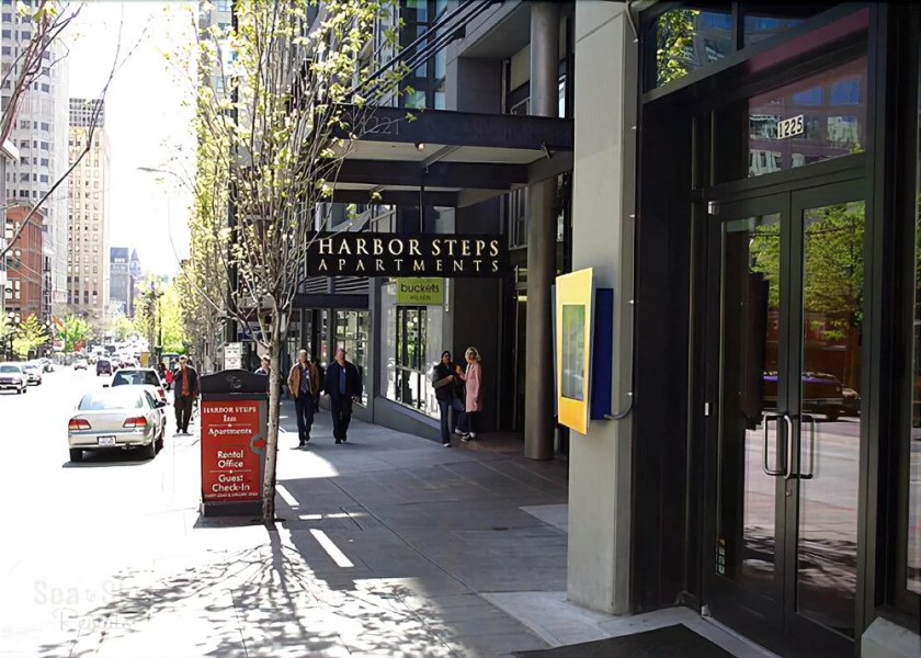 Harbor Steps Sound View Suite - Two Bedroom Apartment with Balcony