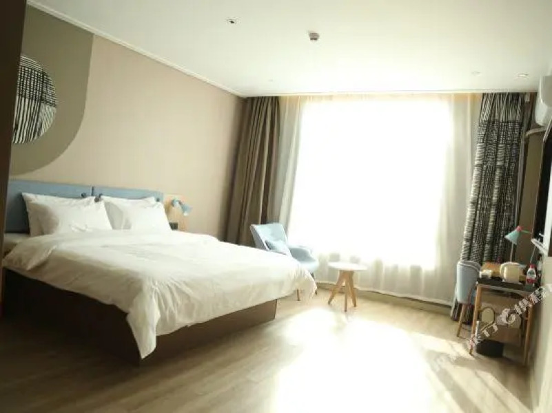 City Home Inn NEO (Linxia Central Plaza pedestrian Street Shop)