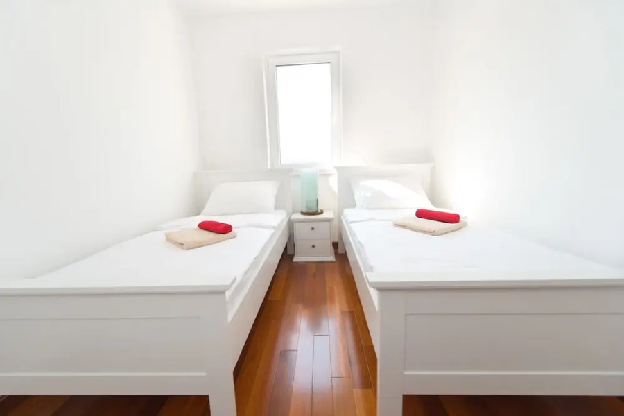 Villa Mediterranean Garden