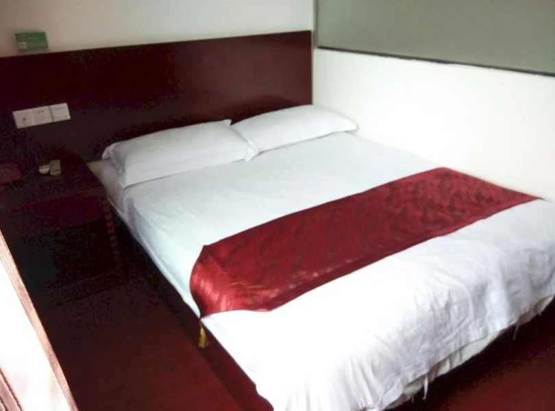 Yuquan Business Hotel