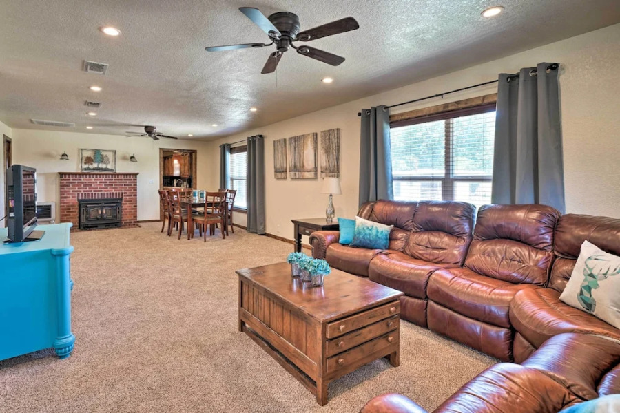 Mcalester Cottage w/ 30 Private Acres & Ponds!