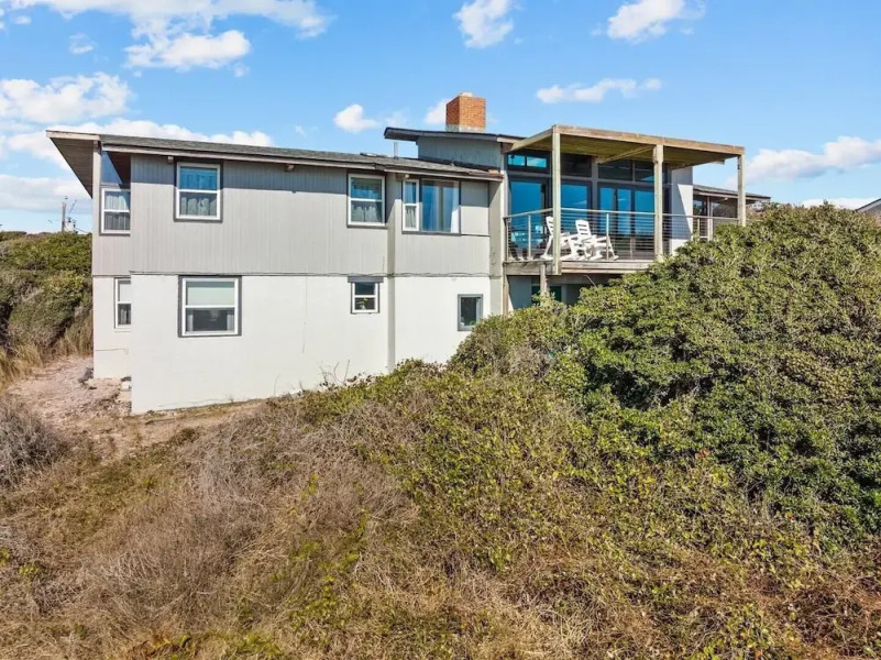 Heckman House 5 Bedroom Home by Redawning