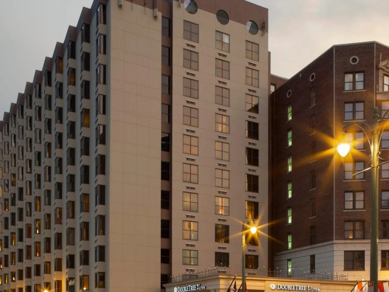 DoubleTree by Hilton Memphis Downtown
