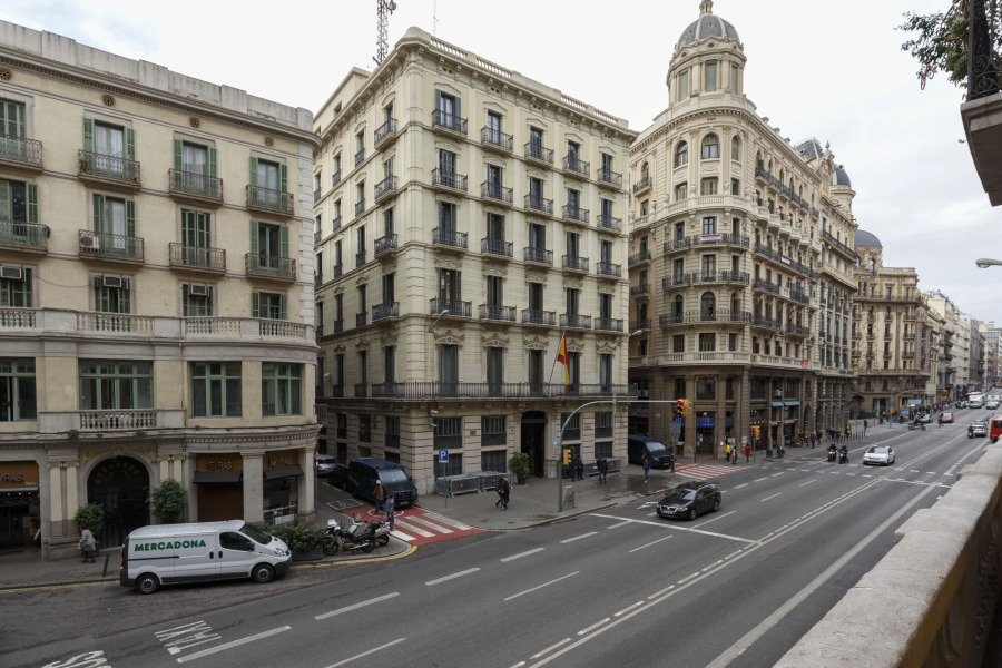 AinB Born-Via Laietana