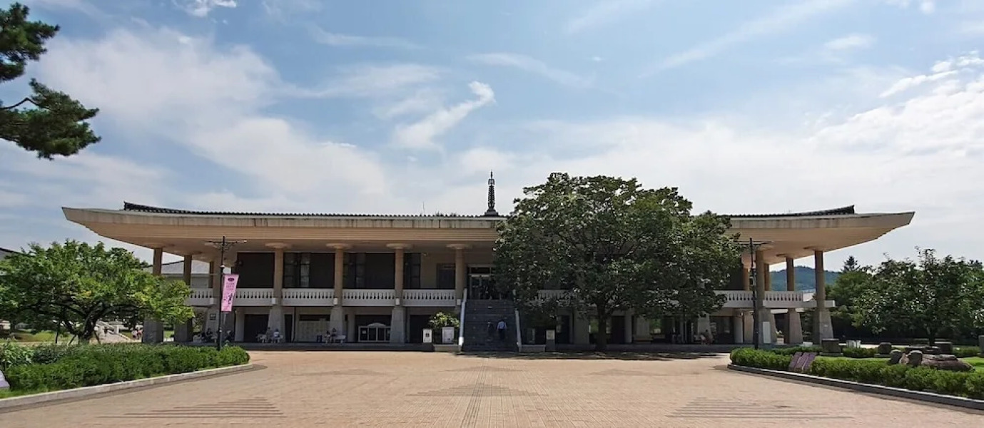 Squirrel And Akorn Pension