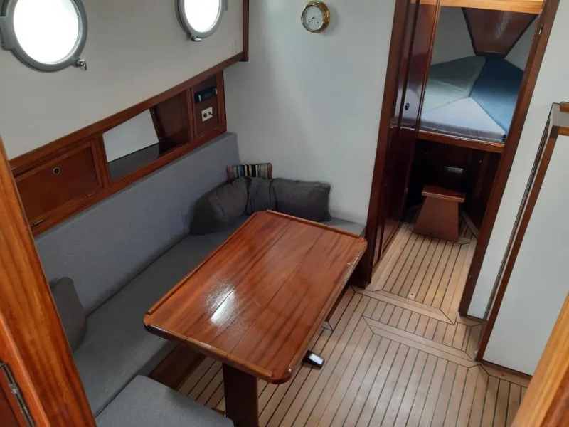 Privé B&B Motorsailer Rataplan