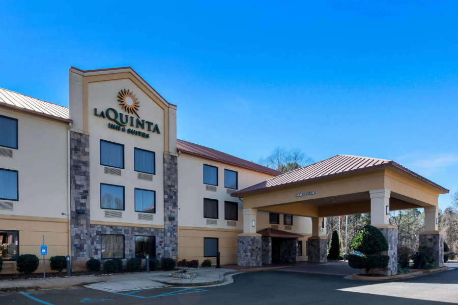 La Quinta Inn & Suites by Wyndham LaGrange / I-85